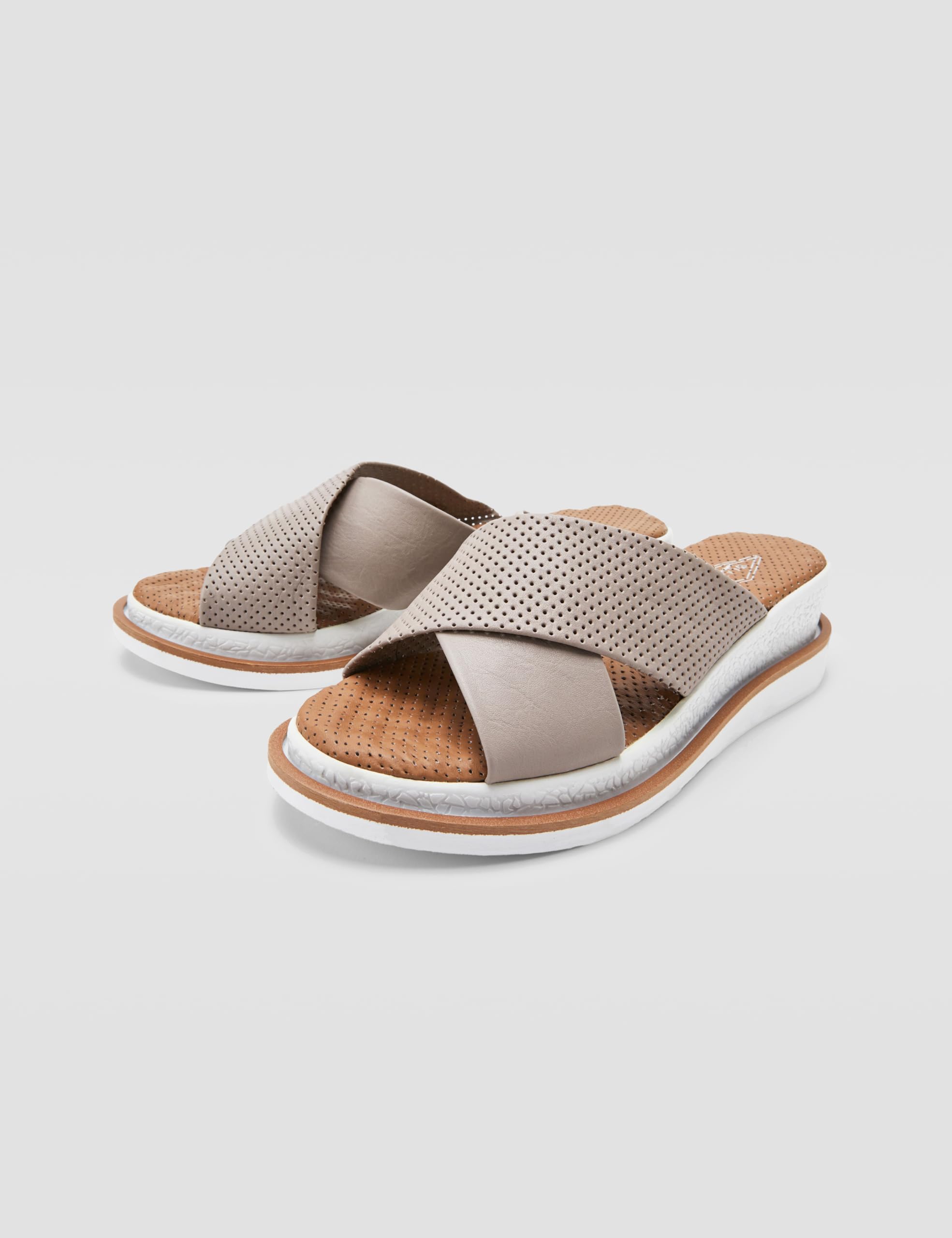 Woodland Women's Leather Slipper - Image 5