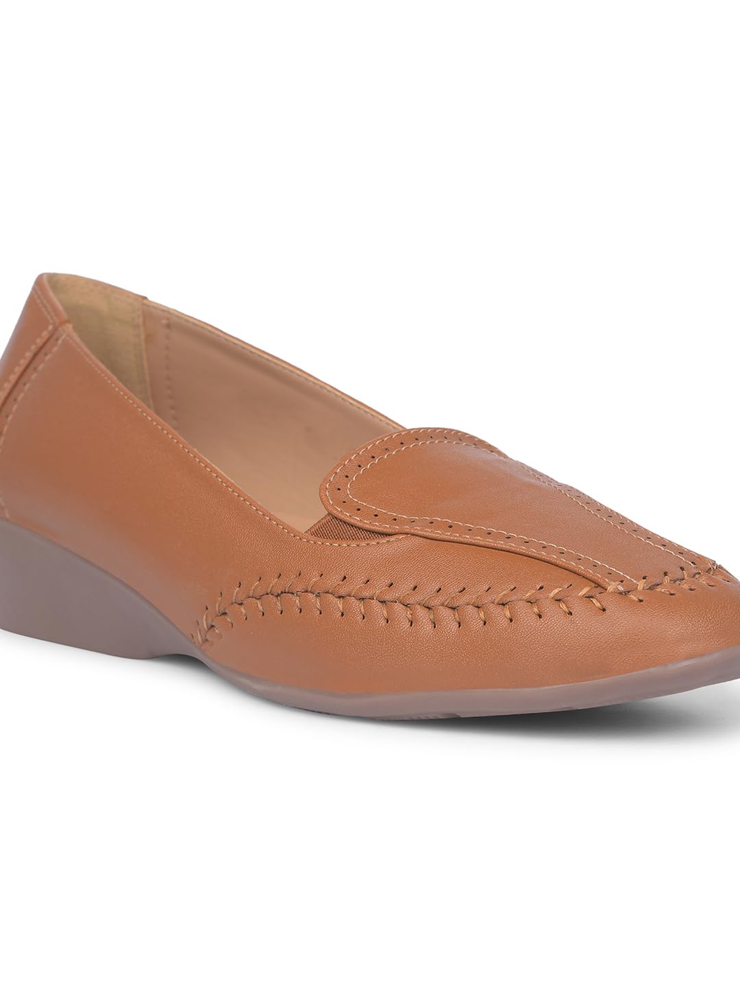 Bata Women's Tan Ballet Flats - Image 5