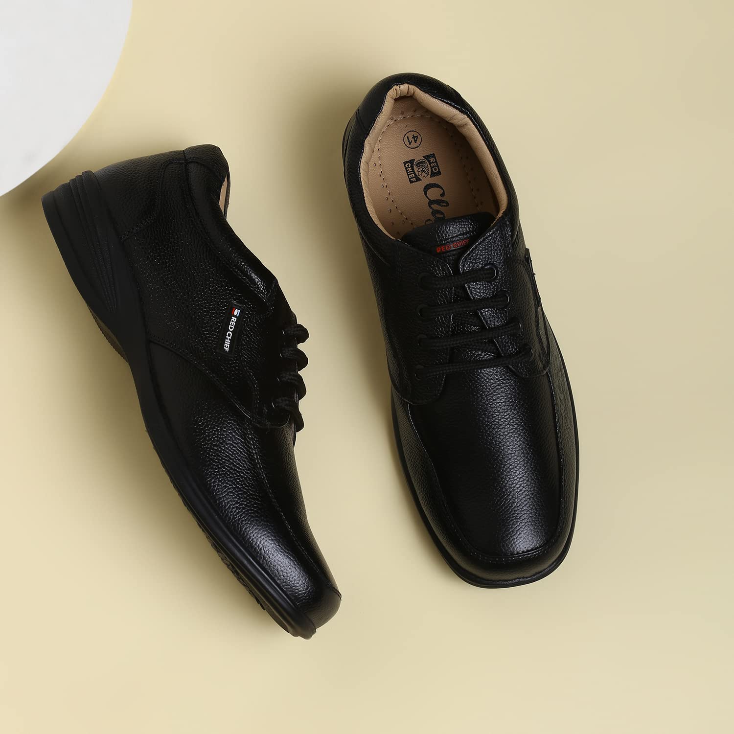 Red Chief Black Leather Formal Shoes for Men - Image 3