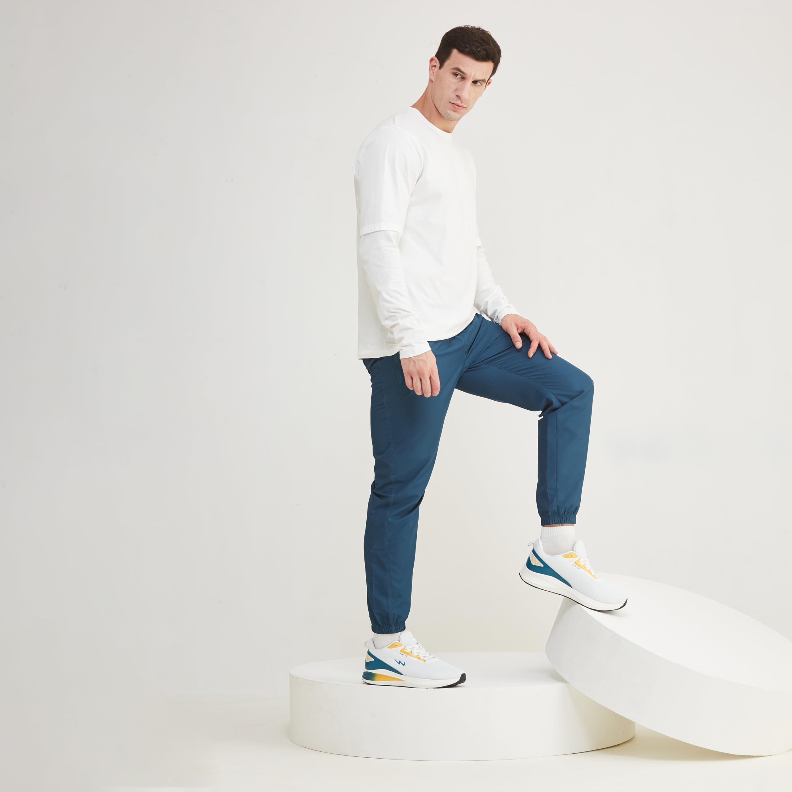 Campus Kripto Running Shoes for Men - White - Image 2