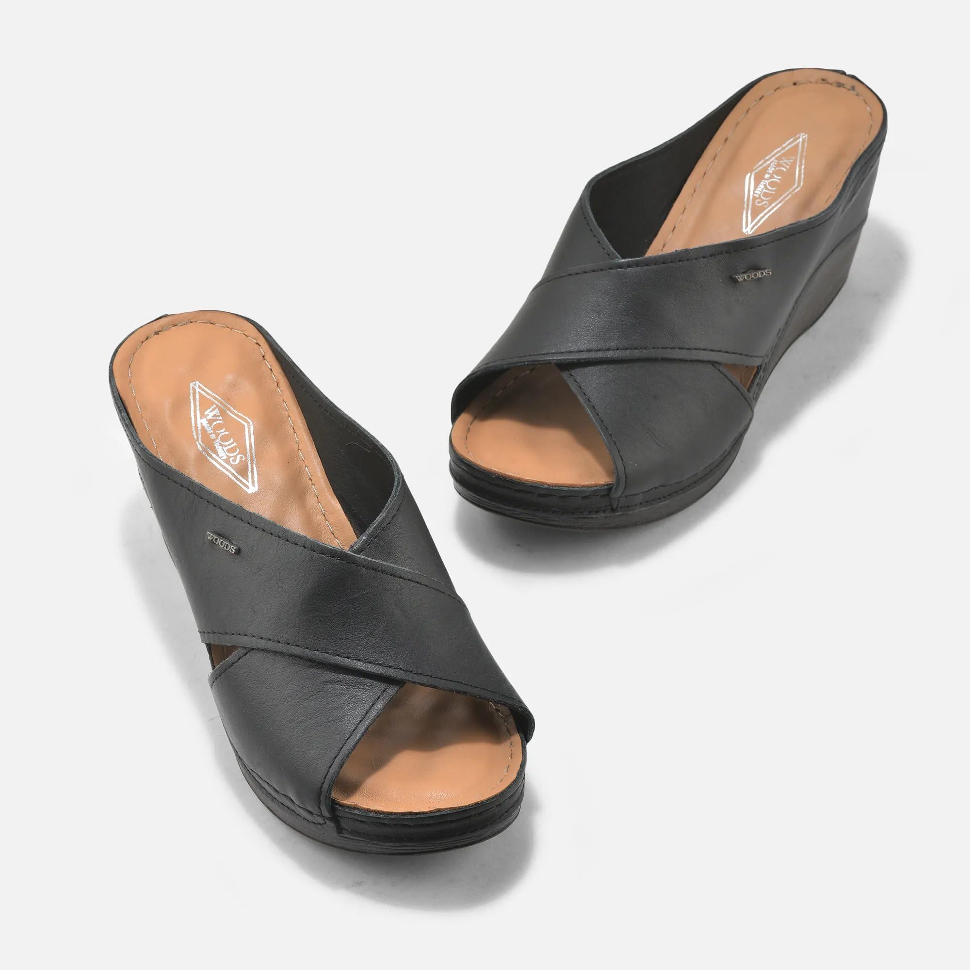 Woodland Women's Leather Slippers - Image 2