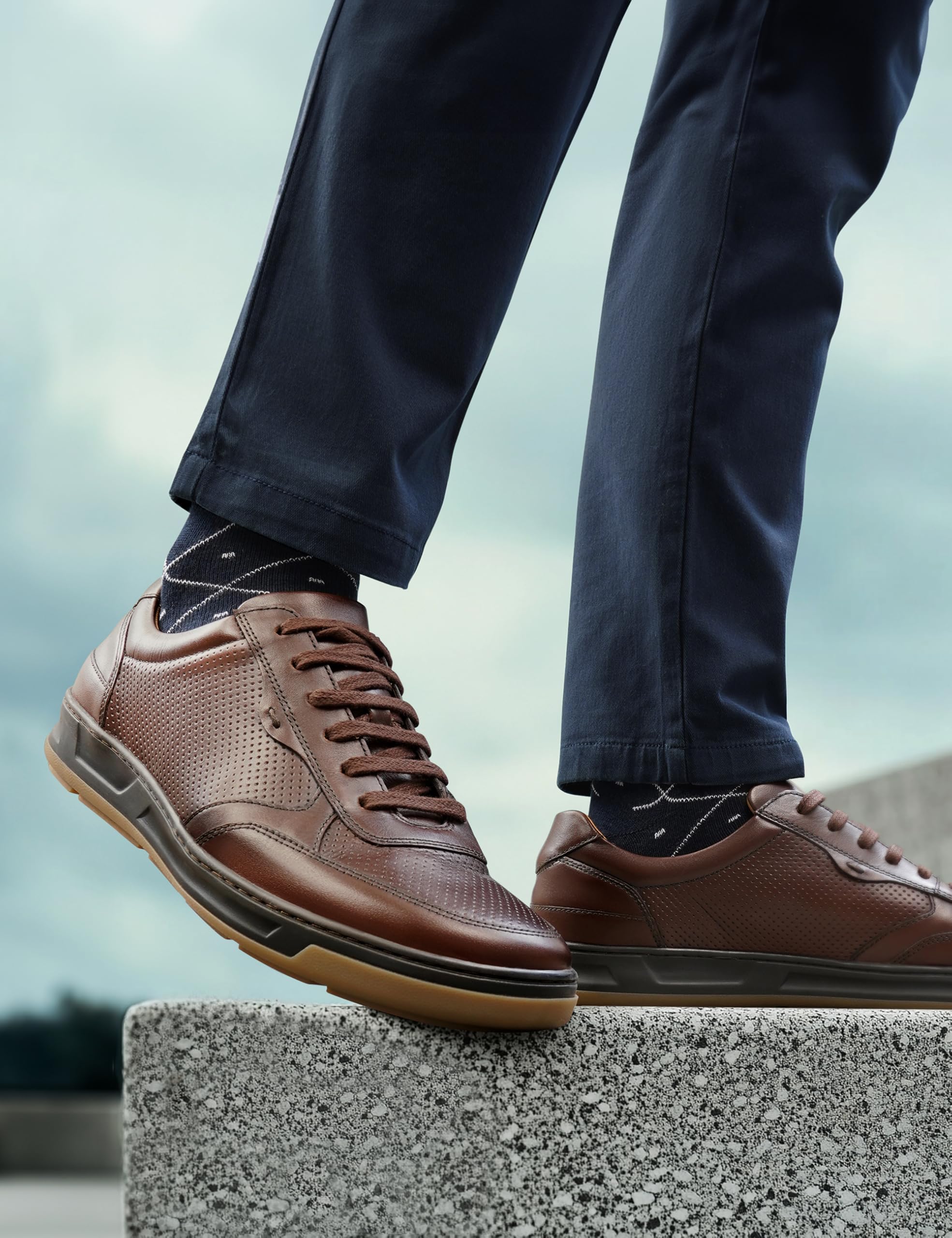 Symbol Men's Brown Leather Sneakers - Image 2