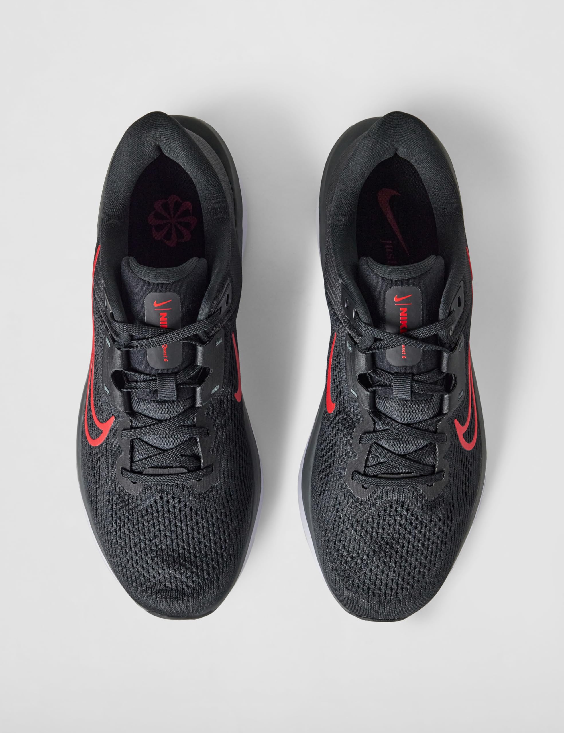 Nike Men's Quest 6 Running Shoes - Image 4