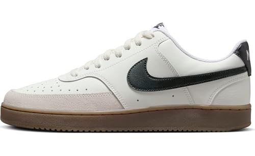 Nike Men's Lace Up Sneaker - Image 2