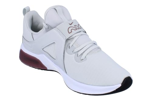 NIKE Women's Training Shoe - Image 5