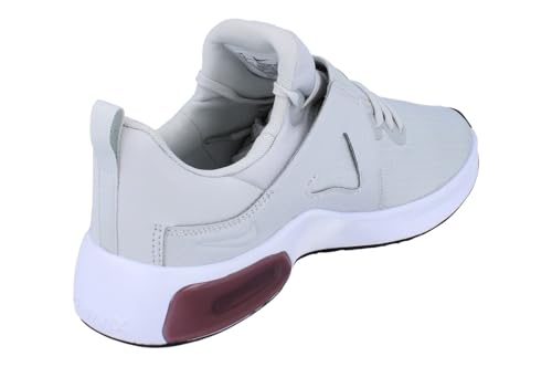 NIKE Women's Training Shoe - Image 4