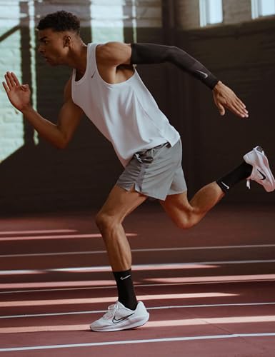 Nike Men's Downshifter Running Shoe - Wide - Image 3